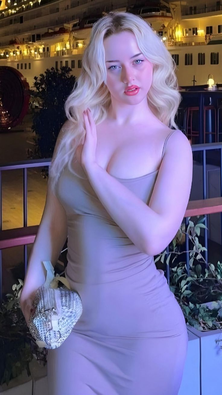 Russian Companion Elena