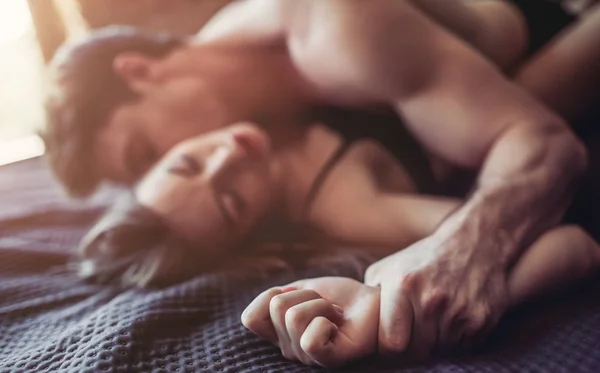 Female to Male Dating